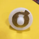 چرخ دنده برف پاک کن تیبا و ساینا - Image 2