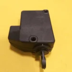 محرک برقی درب صندوق عقب پژو - پمپ قفل صندوق پژو